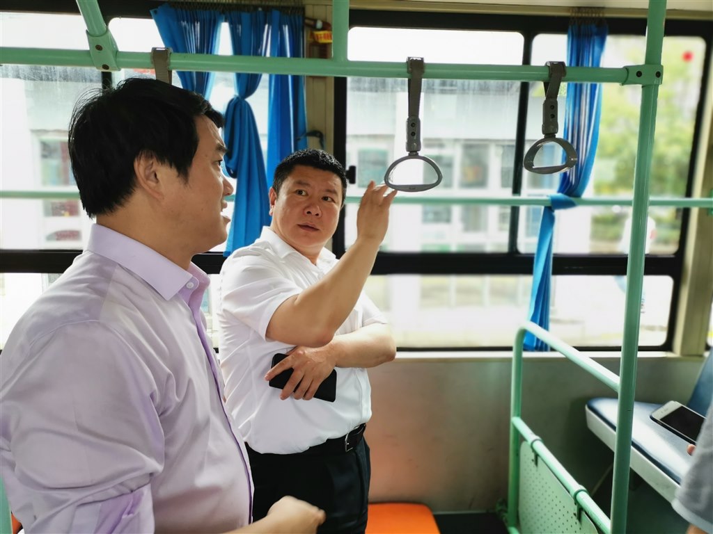 20190527吴总扫黑除恶宣传措施现场查看.jpg
